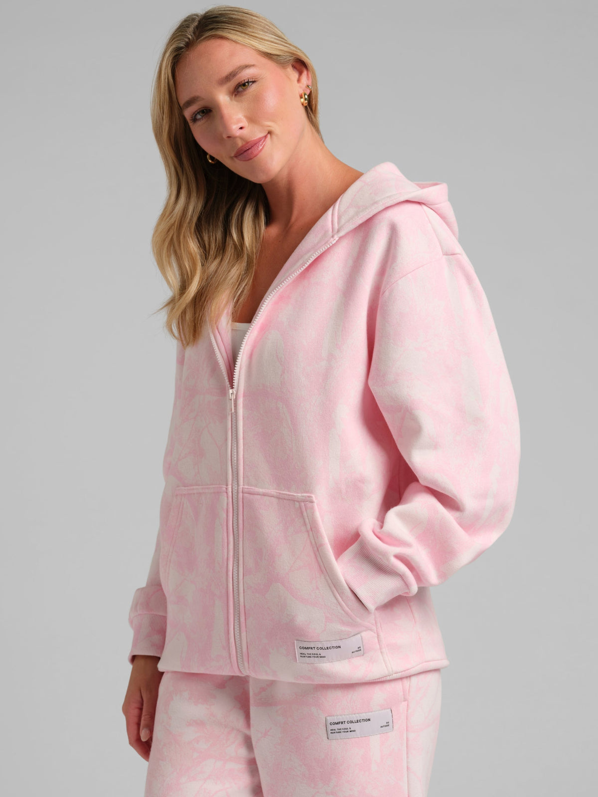 Camo Zip Hoodie – Mega