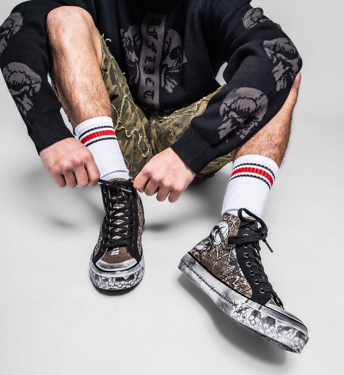 Collapse Hi-Top Shoe