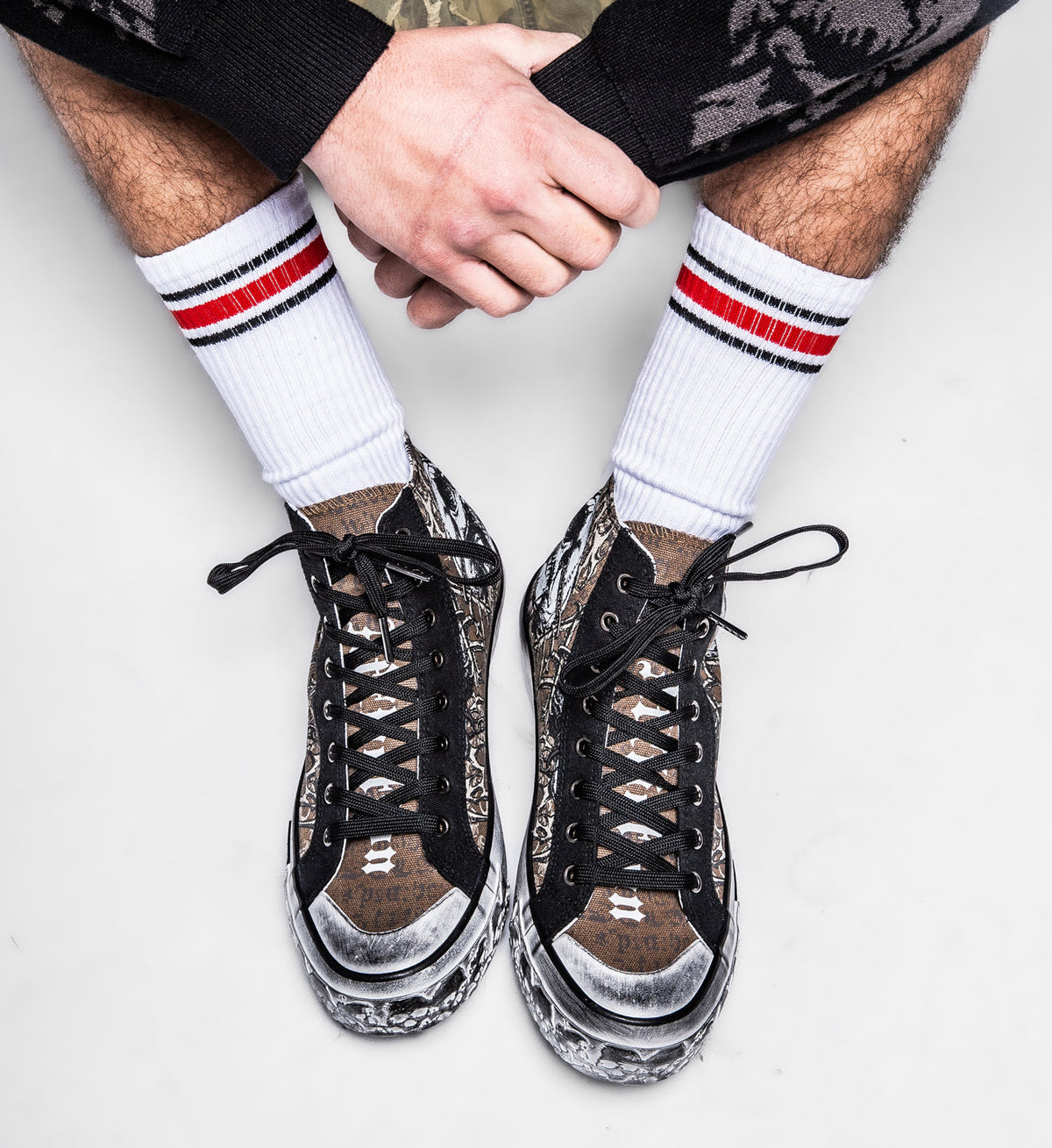 Collapse Hi-Top Shoe