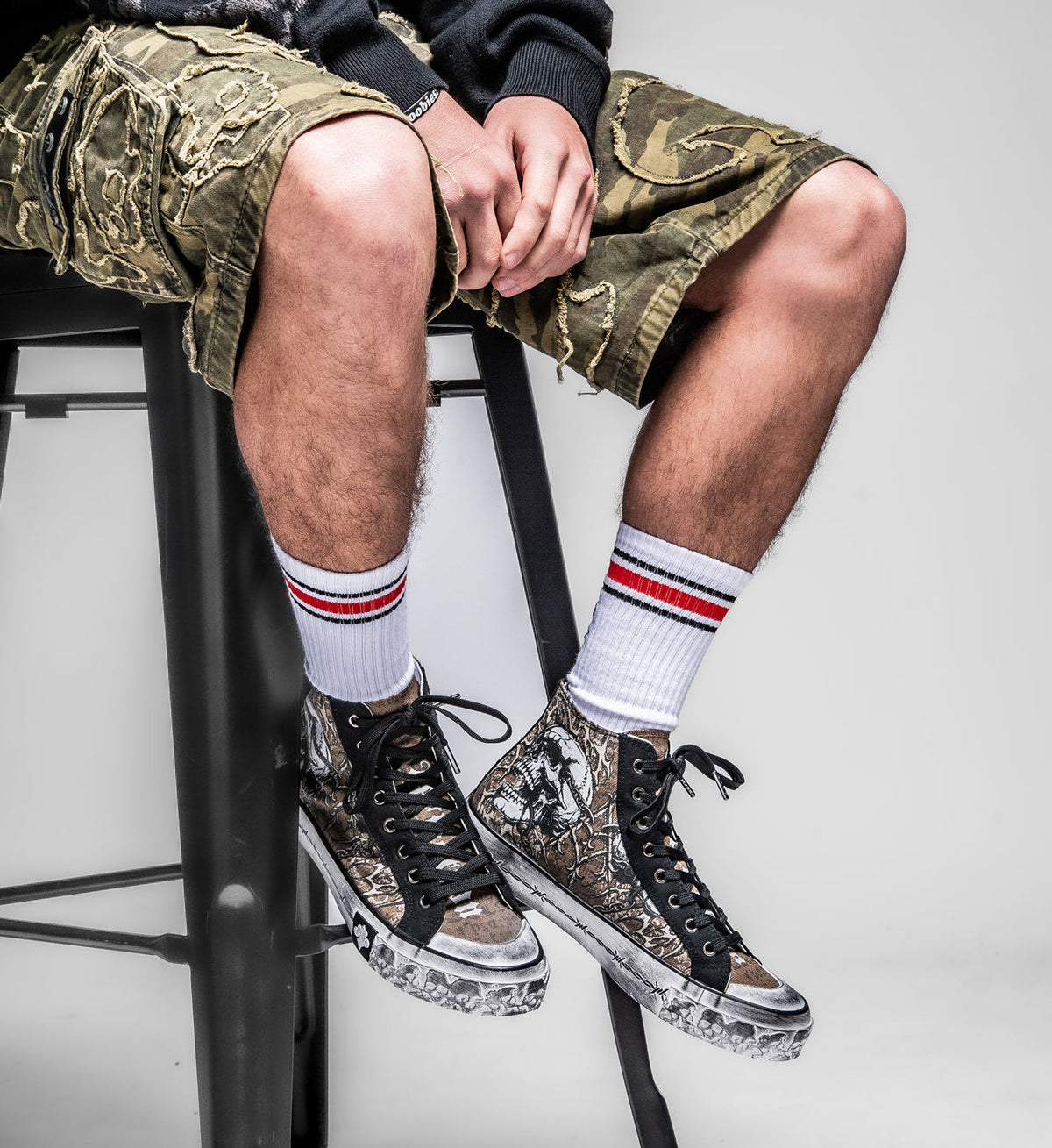 Collapse Hi-Top Shoe
