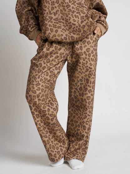 Minimalist Straight Leg Sweatpants – Short