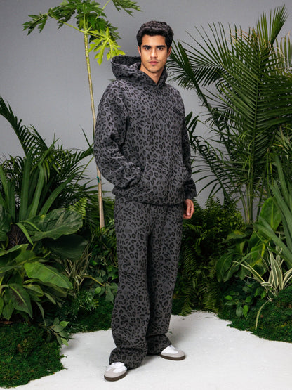 Minimalist Straight Leg Sweatpants – Short