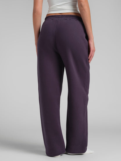 Minimalist Straight Leg Sweatpants – Short