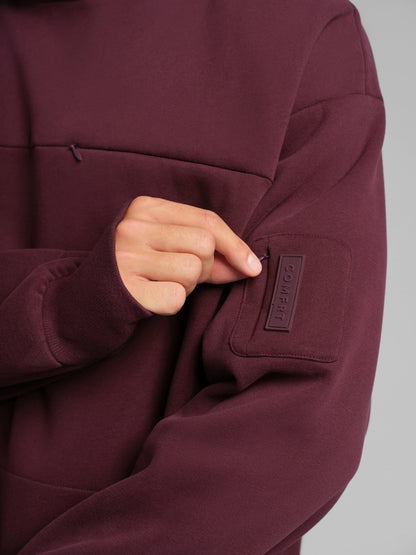 Explorer Travel Hoodie – Mega