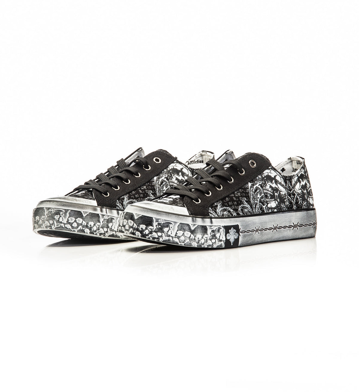 Collapse Low-Top Shoe