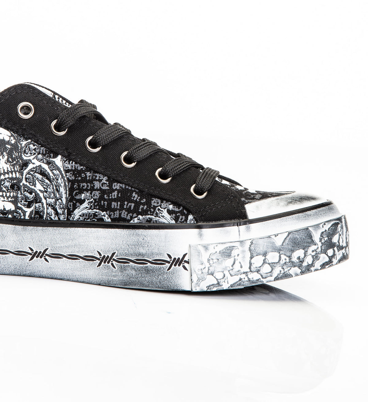 Collapse Low-Top Shoe