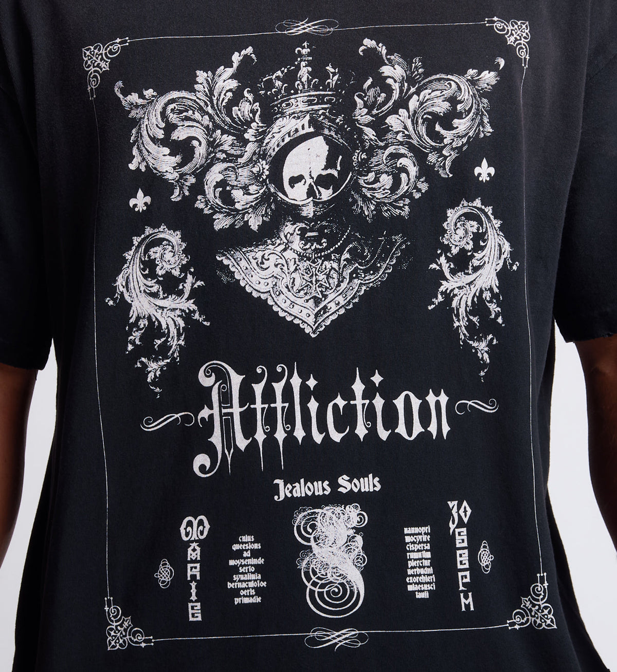 Knight Tee